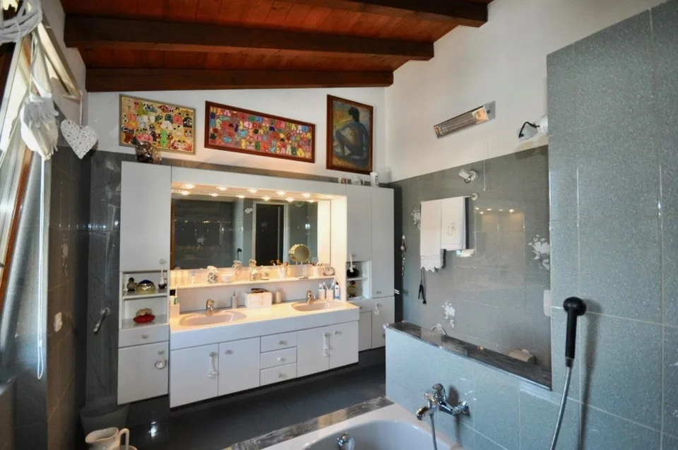 10 Zimmer Villa in Magliaso – Foto 12 von 18