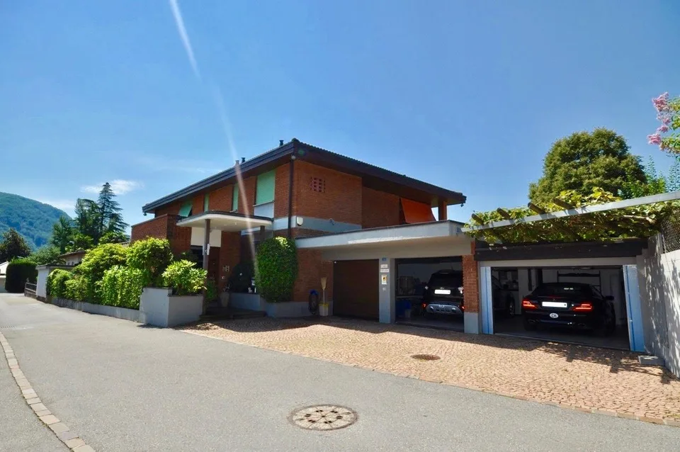 10 Zimmer Villa in Magliaso – Foto 18 von 18