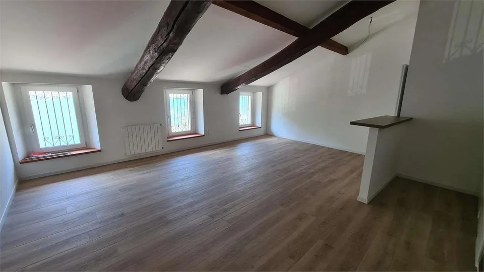 MENDRISIO CAPOLAGO: 3.5 LOC. VISTA LAGO - secondario