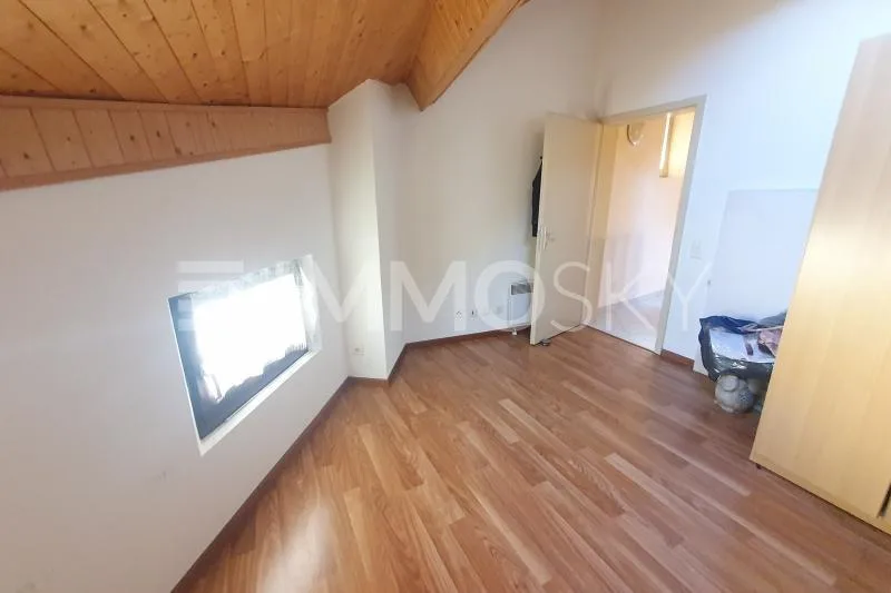 Interessante opportunità immobiliare su più livelli