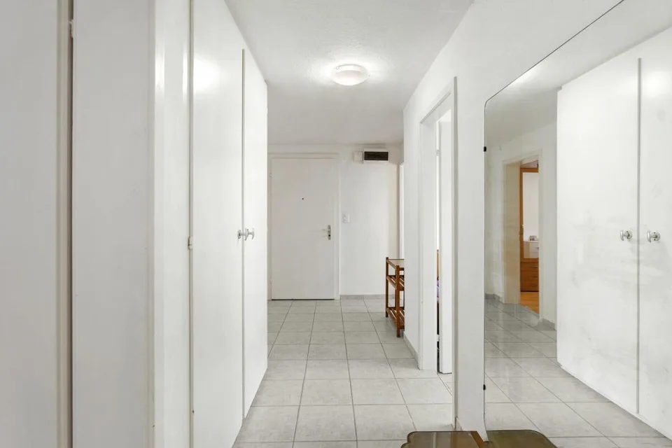 Appartamento di 4 locali con balcone & parcheggio esterno a Salmsach
