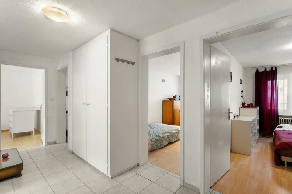 Appartamento di 4 locali con balcone & parcheggio esterno a Salmsach