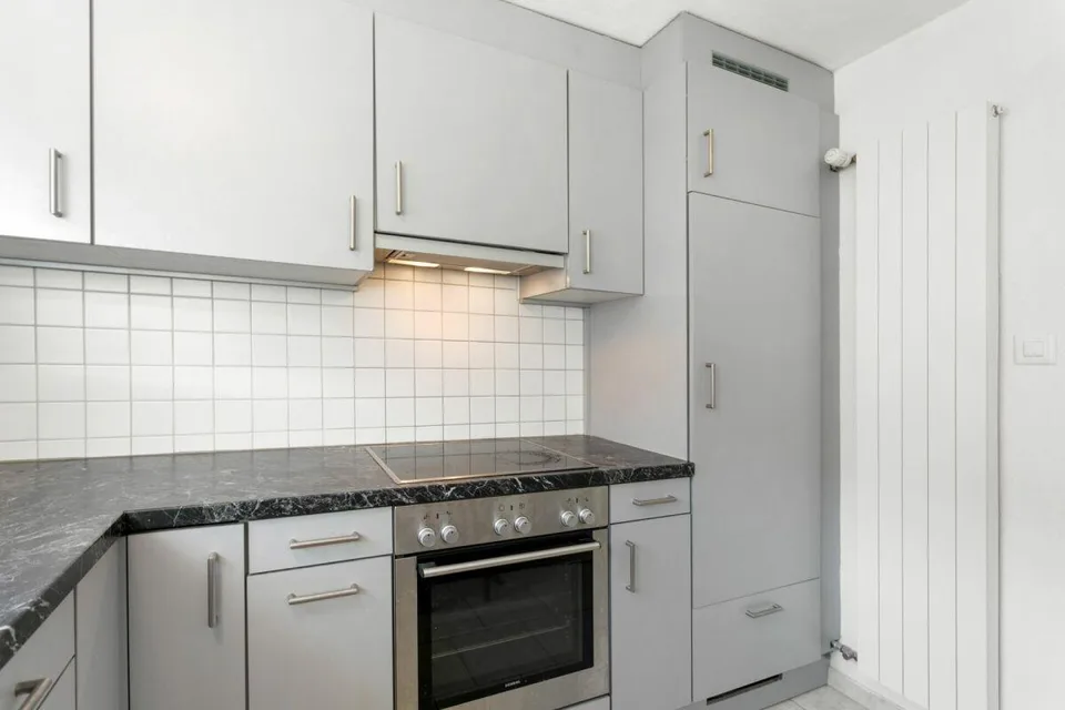Appartamento di 4 locali con balcone & parcheggio esterno a Salmsach – foto 11 di 19