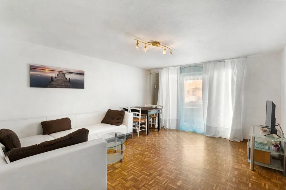 Appartamento di 4 locali con balcone & parcheggio esterno a Salmsach – foto 7 di 19