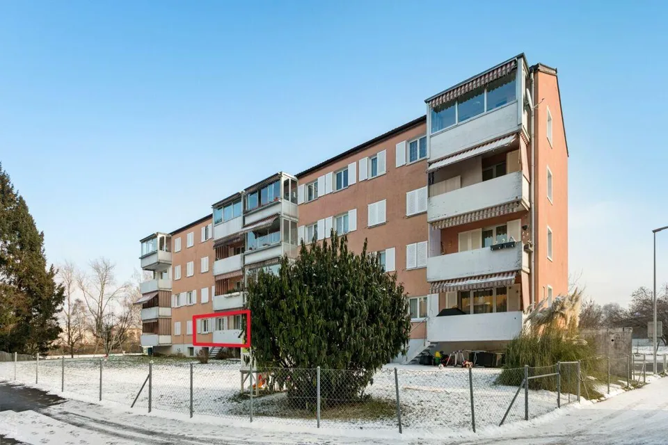 4-Zimmer-Wohnung mit Balkon & Aussenparkplatz in Salmsach