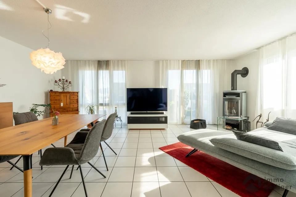 Bureau à domicile avec vue dans le quartier populaire de Hölzli