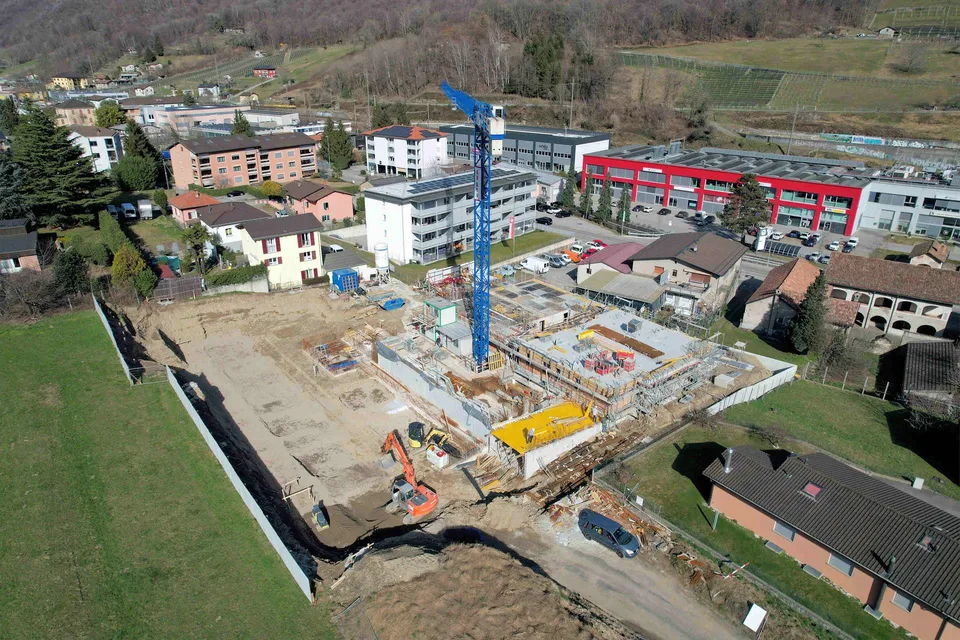 Nuovo appartamento con bella terrazza in zona comoda e strategica