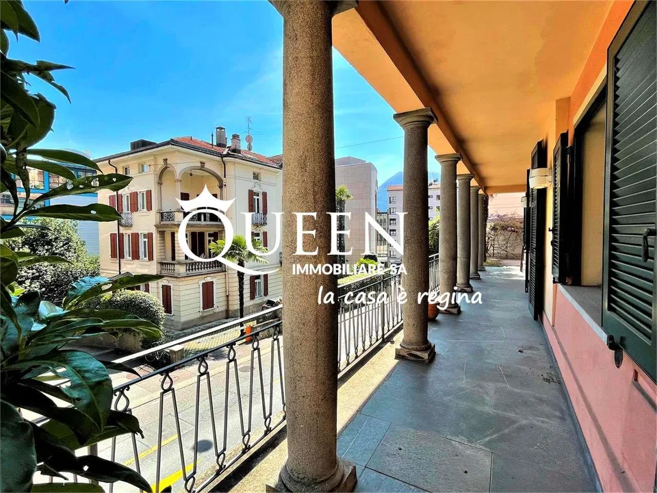 Lugano centro: appartamento 5 locali, 190 mq, giardino privato, portic