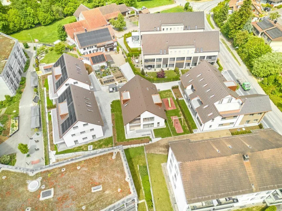 Casa a schiera 6 1/2 locali con terreno utilizzabile