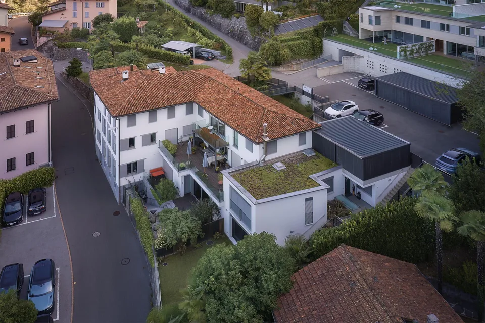 Vendesi Appartamento con Vista Lago a Figino – foto 9 di 12