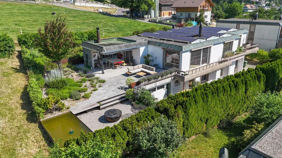 Hoch über Grenchen: Wohnglück mit Panorama & Terrasse