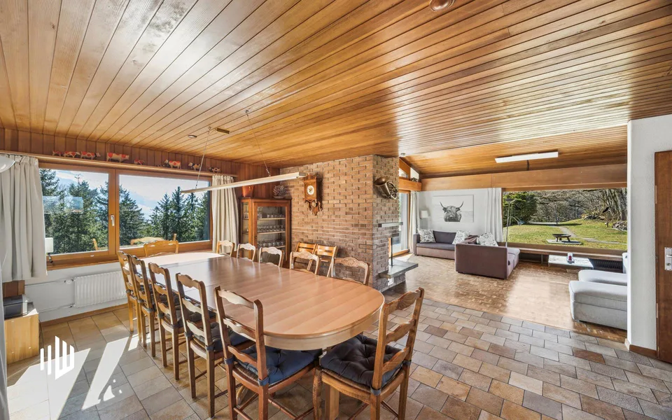 ImmoWyss - Single-family chalet above Lake Thun (also suitable as a second home)