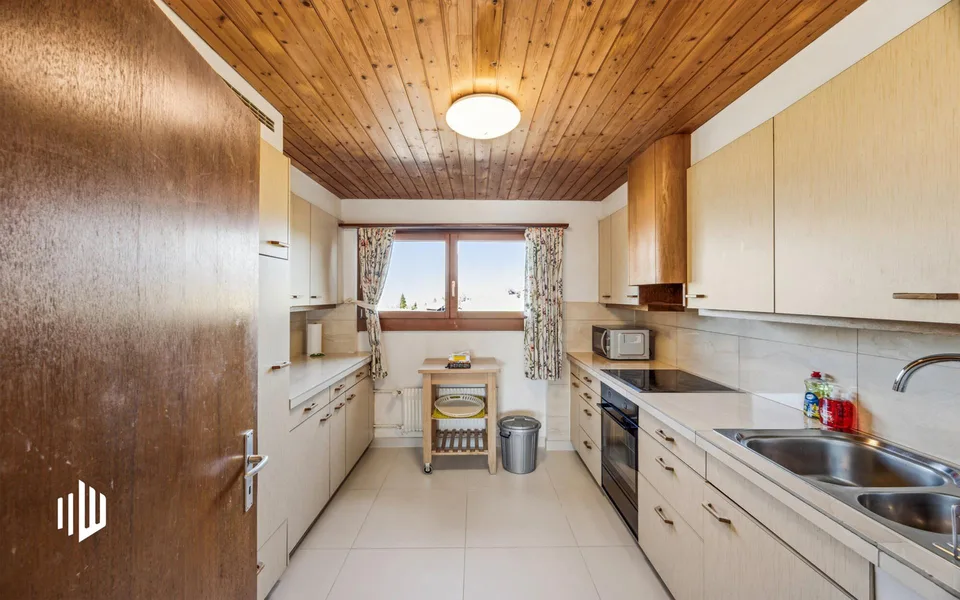 ImmoWyss - Single-family chalet above Lake Thun (also suitable as a second home)