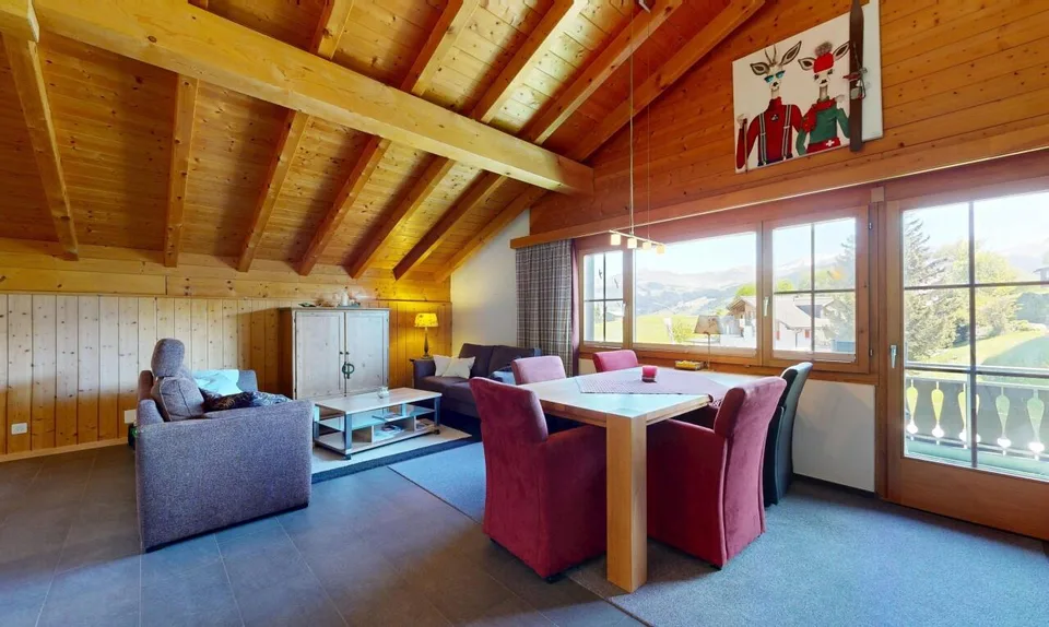 Charmante Dachwohnung mit Bergpanorama in Brigels