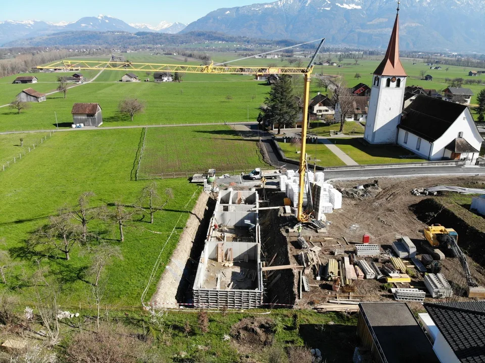 Neubau: Modernes Reiheneinfamilienhaus in Sax zu kaufen