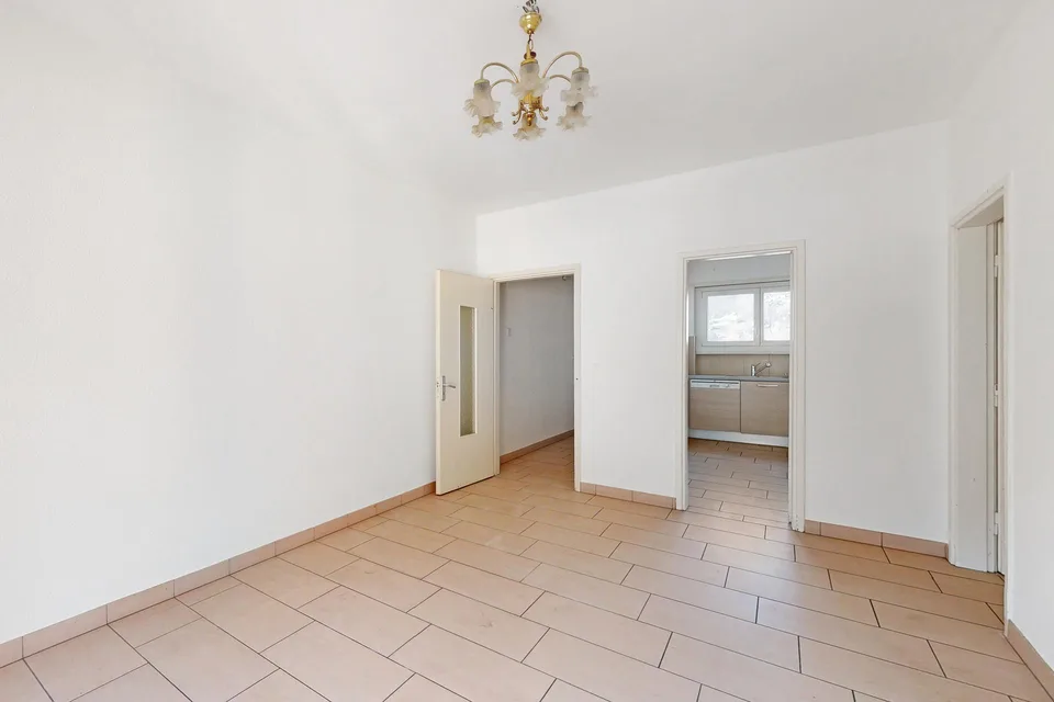 Live comfort between light, space and ideal location