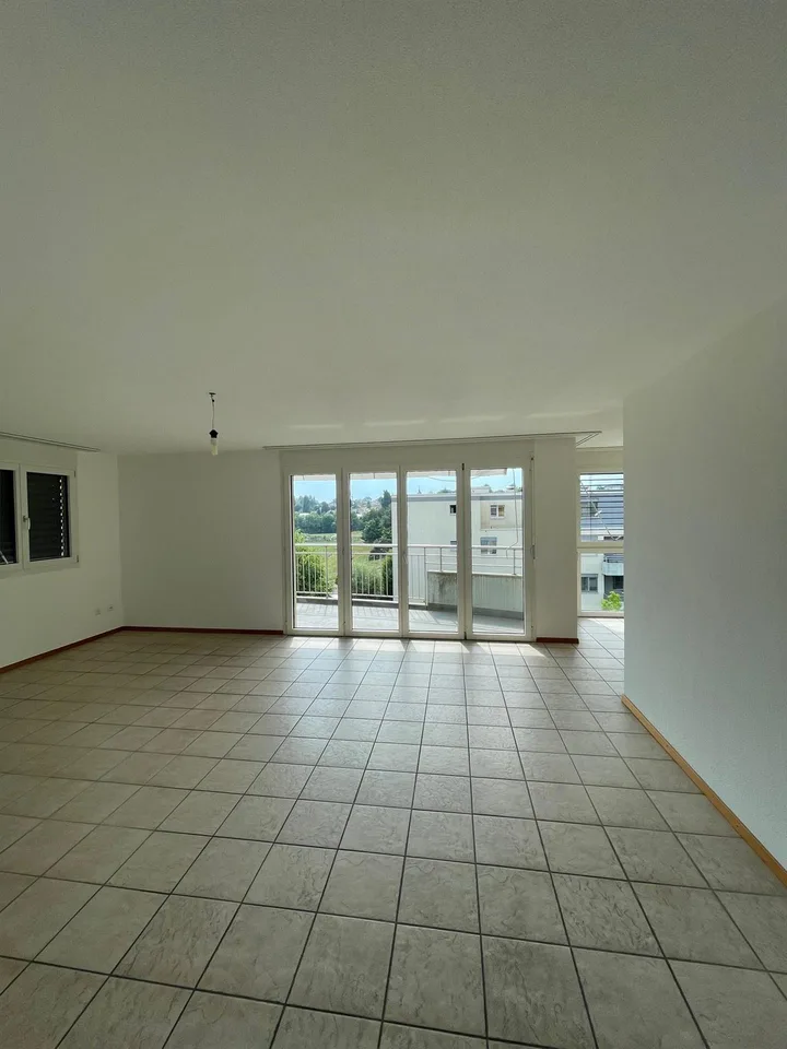 Spacious and bright accommodation