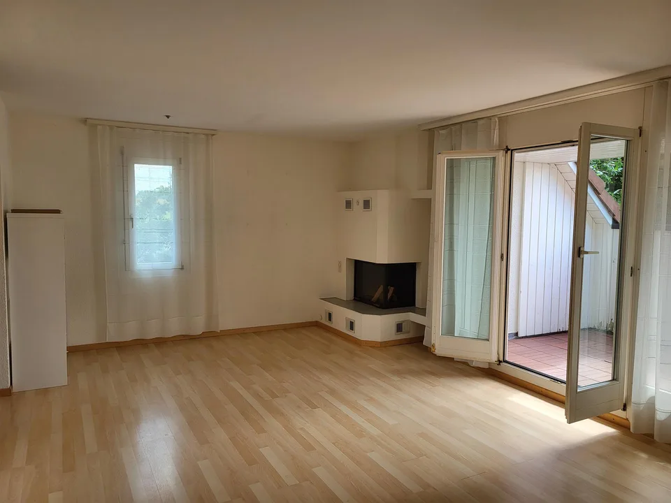 Grösszügige 3 1/2-Zimmer-Dach-Maisonettewohnung