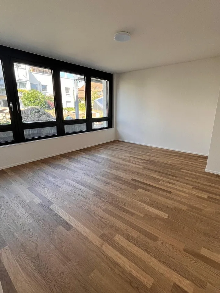 Topsanierte Wohnung im Herzen von Lyss