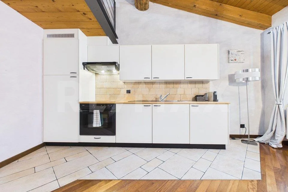 Elegante maisonette arredata di 1½ locali con vista sul lago a Morcote – foto 6 di 18
