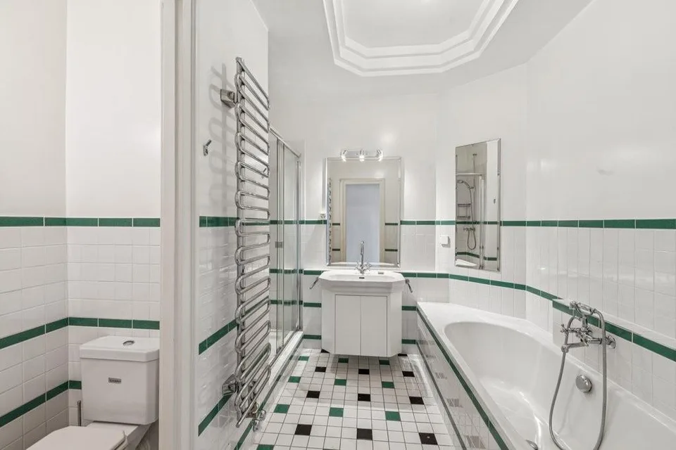 Prächtige 7-Zimmer-Wohnung mit Blick auf den See und den Springbrunnen