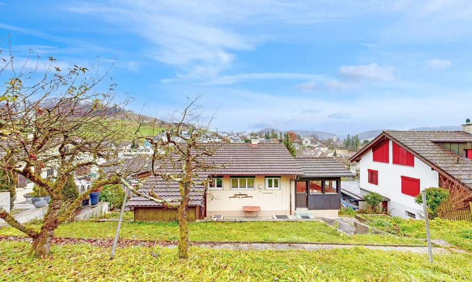 Einfamilienhaus mit Garten und viel Potenzial in Gelterkinden