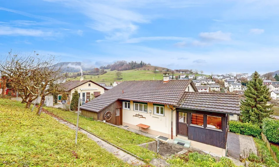 Casa unifamiliare con giardino e grande potenziale a Gelterkinden