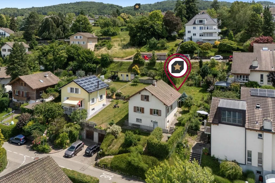 Viele attraktive Möglichkeiten in ruhiger Lage mit Seesicht.
