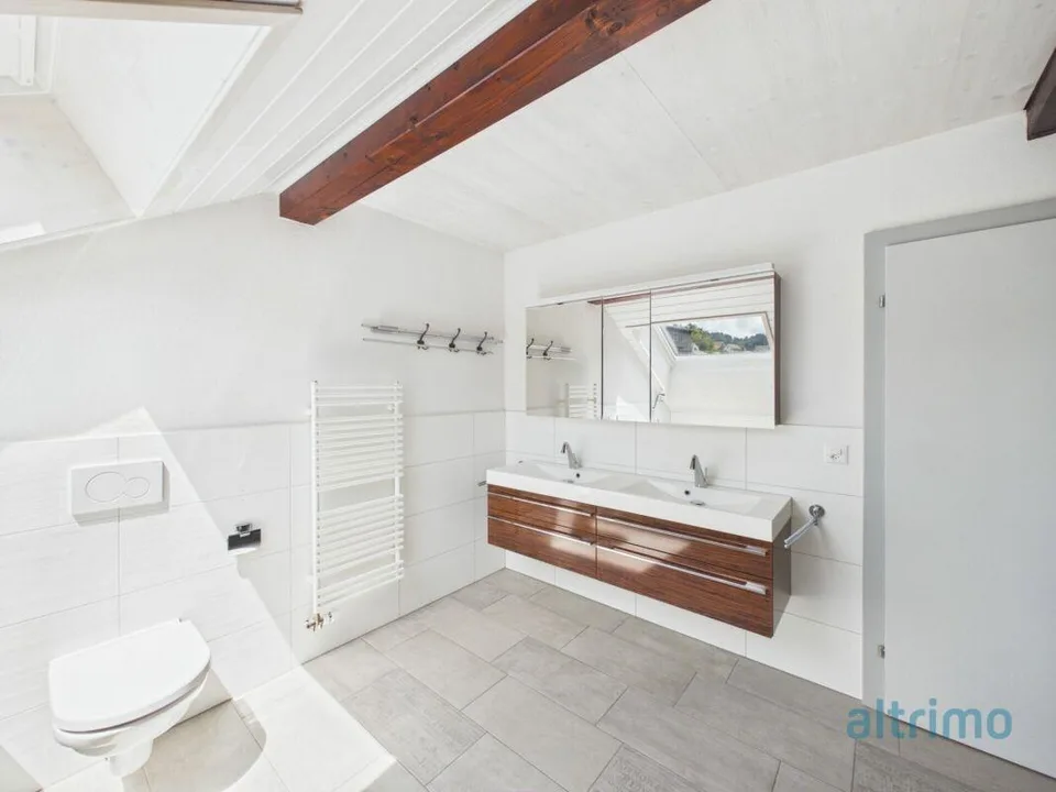 Grosszügige Dachwohnung mit 178m2!