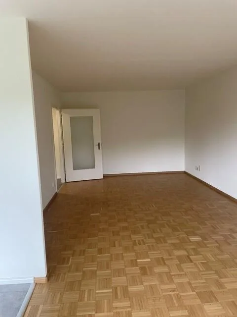 Appartement spacieux et lumineux de 3,5 pièces à Binningen