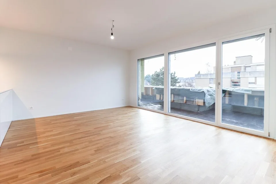 Attraktive Attika-Wohnung im wunderschönen Lindendorf 1