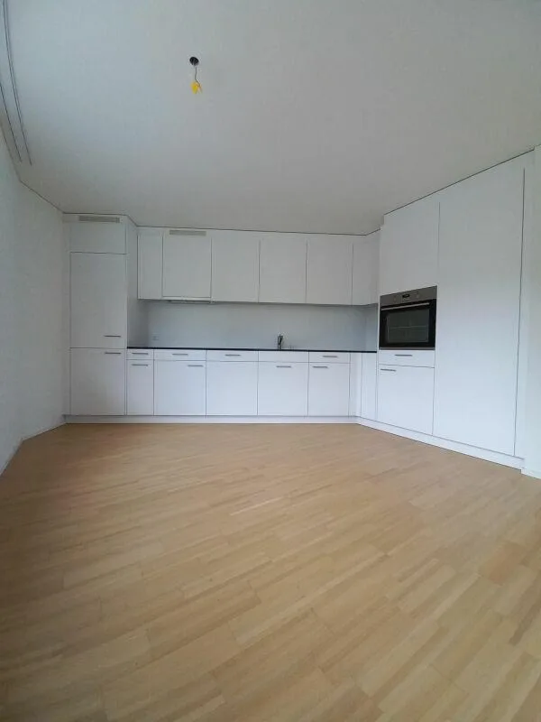 Attraktive 3.5 Zimmerwohnung im Erdgeschoss zu vermieten