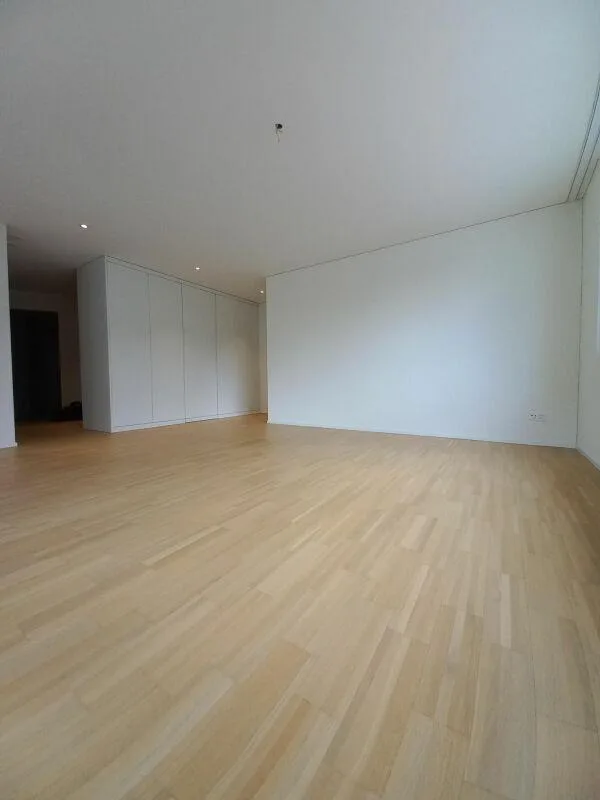 Attraktive 3.5 Zimmerwohnung im Erdgeschoss zu vermieten