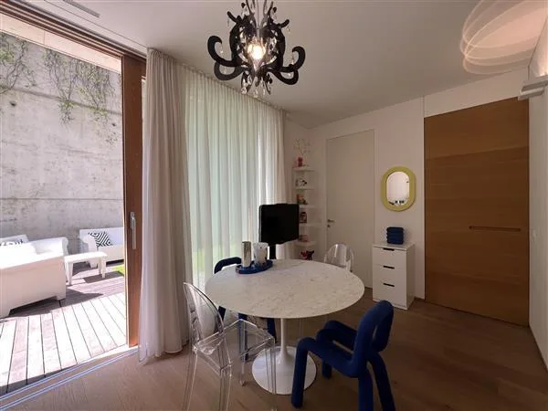 Massagno: Eingerichtete 2.5-Zimmer-Wohnung