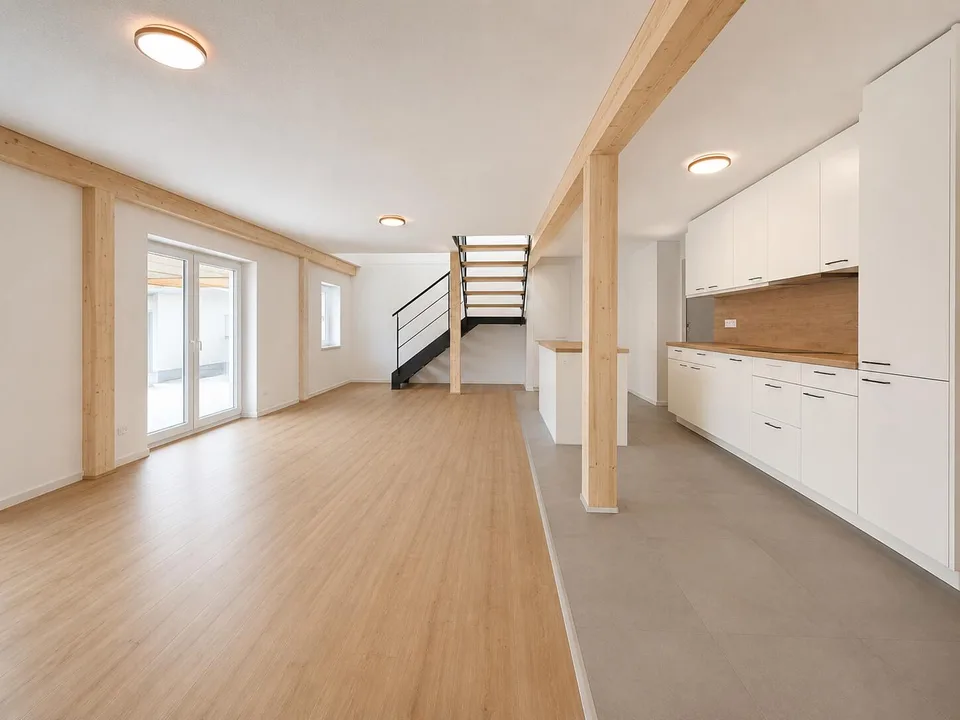 Gross, modern mit grosser Terrasse auf 2 Etagen