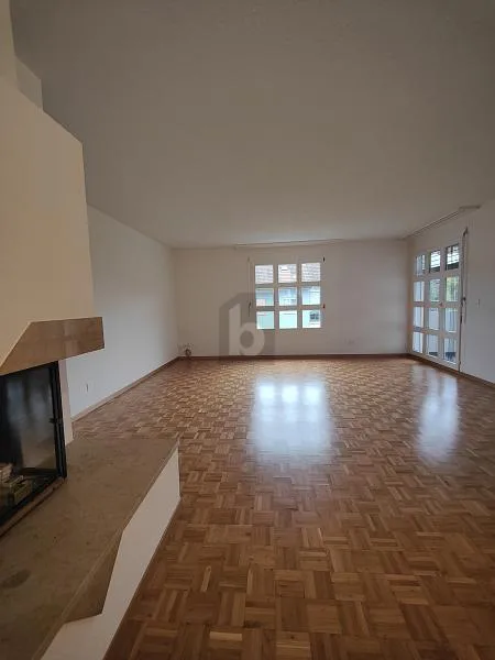 FAMILIENFREUNDLICH MIT GROSSEM BALKON