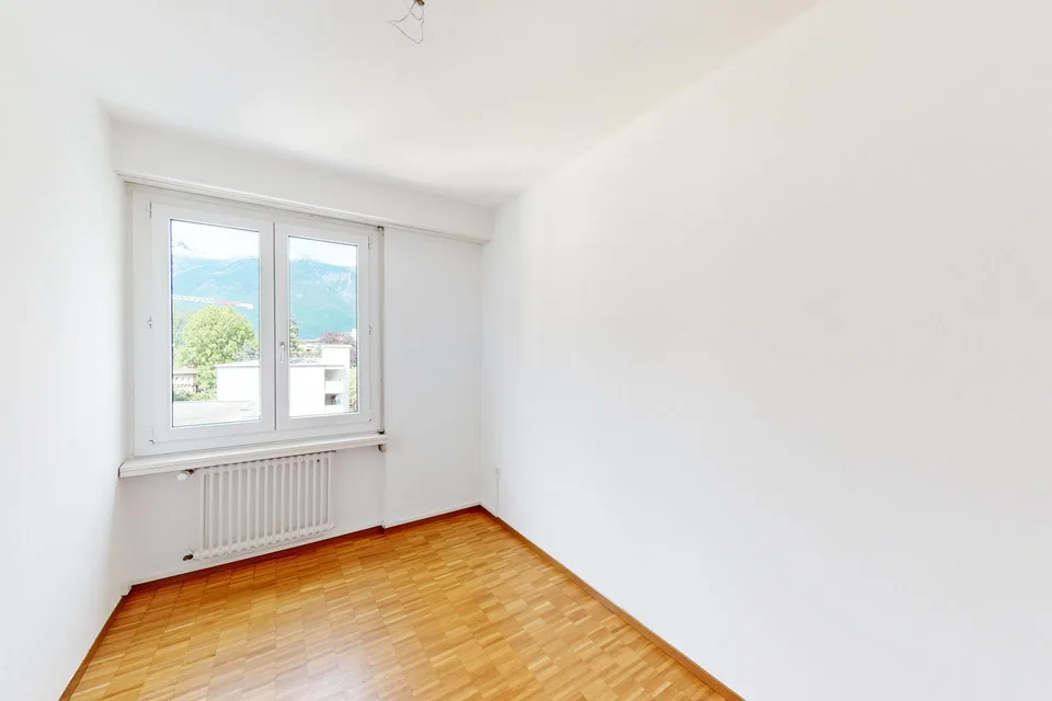 Spazioso con balcone e splendida vista sui castelli – foto 11 di 11