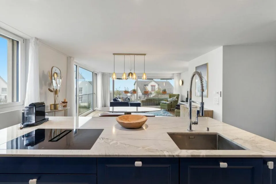 Modern, grosszügig mit Südterrasse – foto 7 di 26