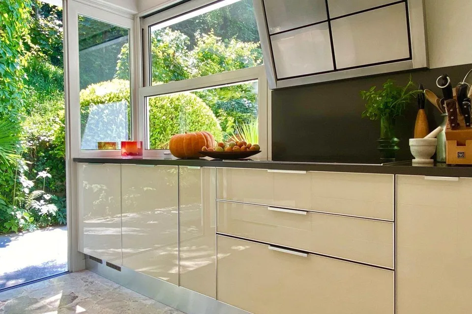 Villa exclusive avec vue panoramique sur la mer à 180° et absolue intimité – photo 21 sur 29