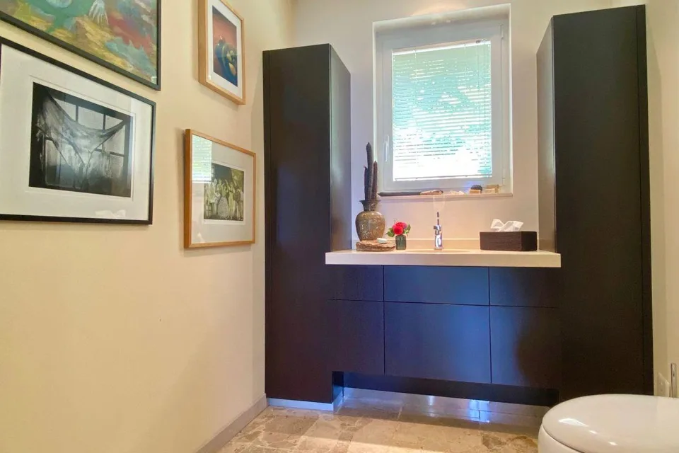 Villa exclusive avec vue panoramique sur la mer à 180° et absolue intimité – photo 25 sur 29