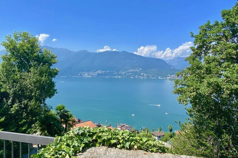Villa exclusive avec vue panoramique sur la mer à 180° et absolue intimité