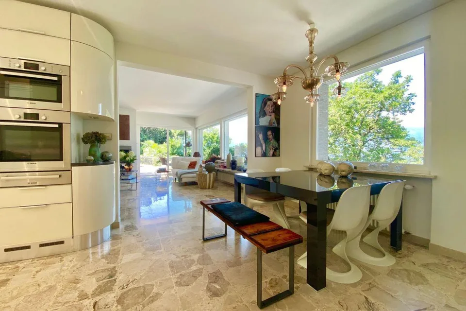 Villa exclusive avec vue panoramique sur la mer à 180° et absolue intimité – photo 19 sur 29
