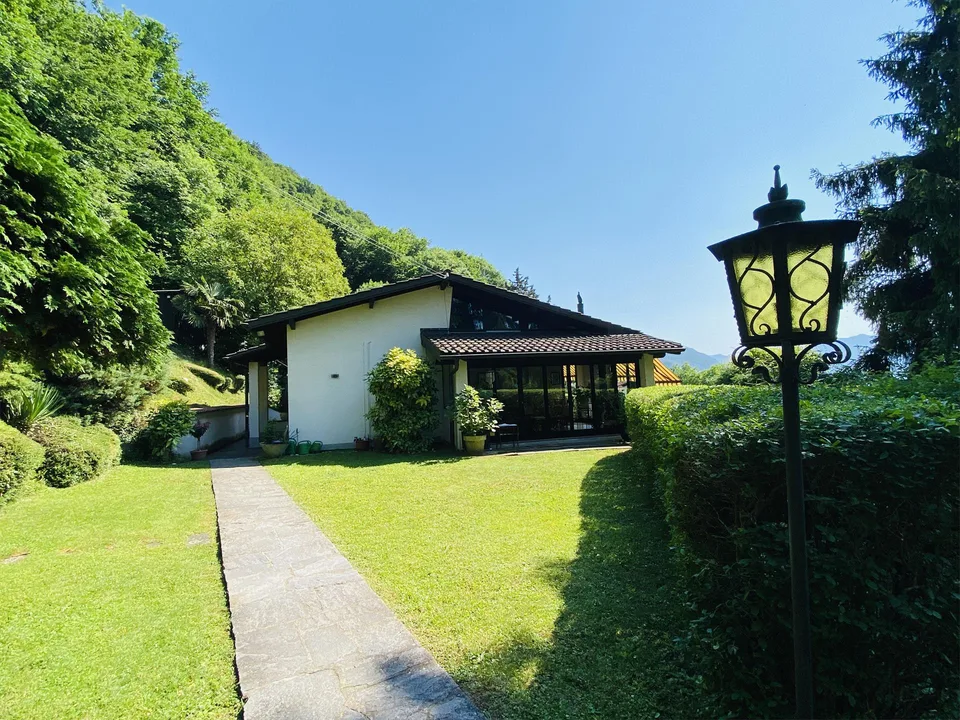 Haus mit bebaubarem Grundstück