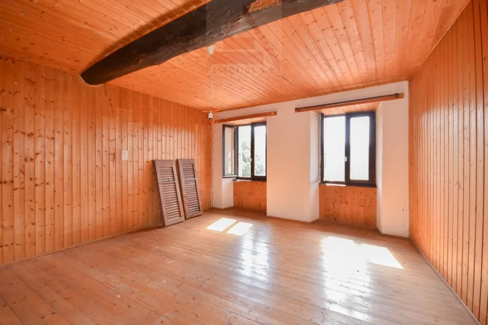 Typisches Tessinerhaus / Tipica casa ticinese