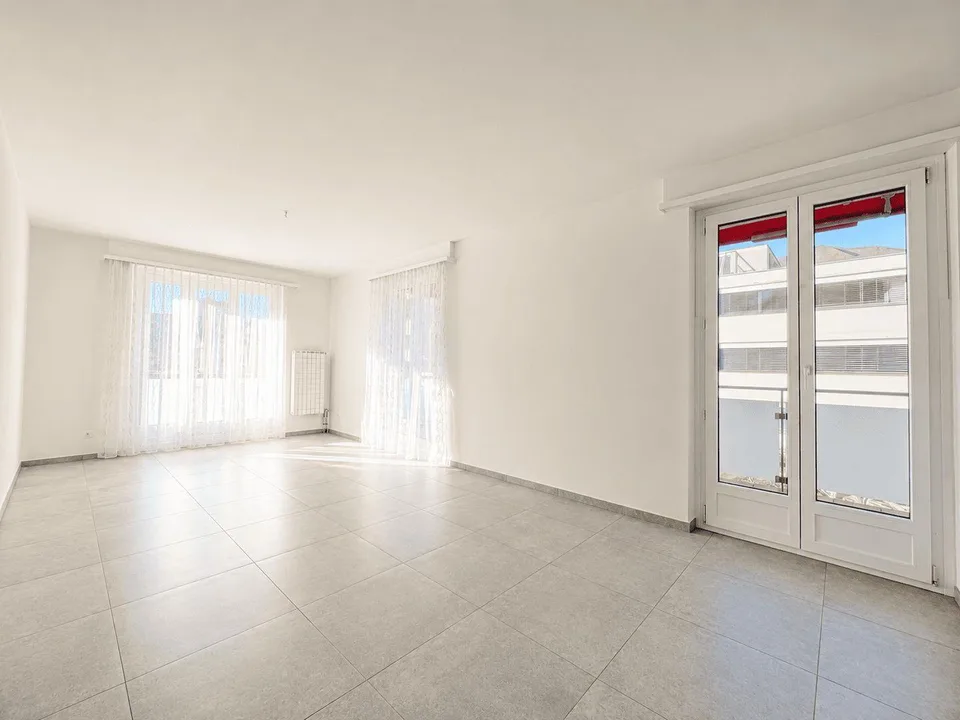 Ascona – wunderschöne, komplett renovierte 2,5-Zimmer-Ferienwohnung