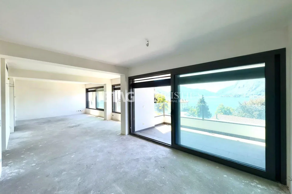 Rohbauwohnung zum Verkauf in Lugano-Castagnola, mit herrlichem Seeb...