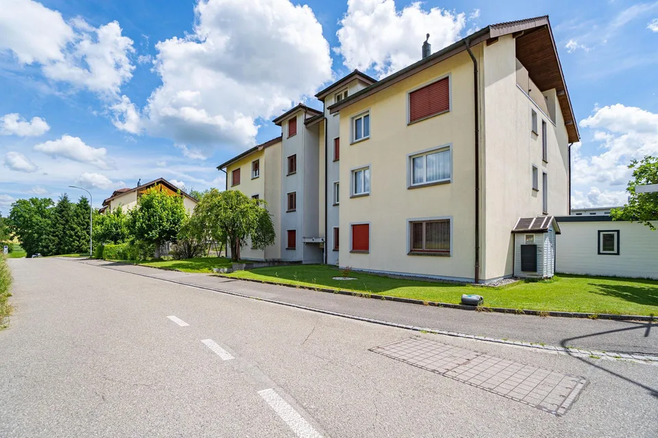 4.5-Zimmerwohnung mit Balkon in ruhiger Lage