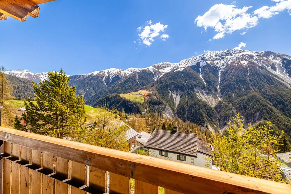 Sonnenverwöhnte Ferienwohnung mit Bergpanorama