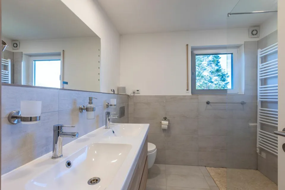 Viel Freiraum, Rheinsicht und Lebensqualität im einzigartig gelegenen Wohnhaus – Foto 26 von 30