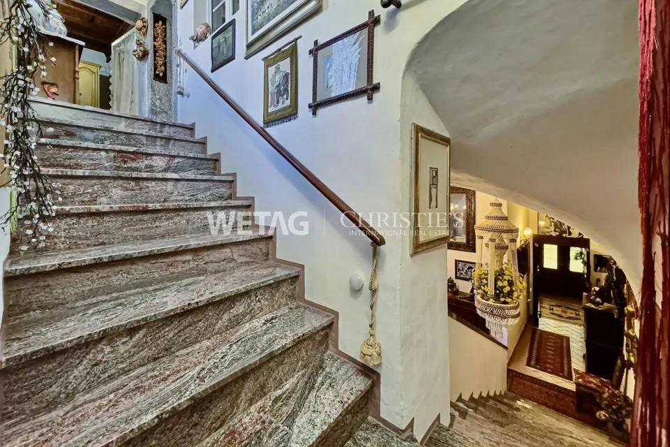 Historisches Patrizierhaus mit Innenhof zu verkaufen in Brissago – Foto 8 von 13